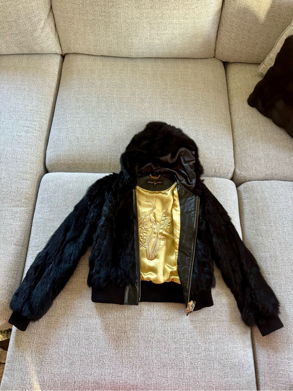 Leather jacket with fur trim (Baby Phat)